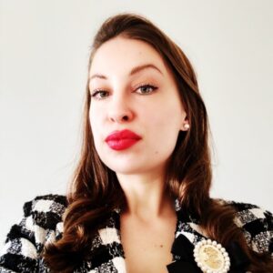 Adriana Čiefová